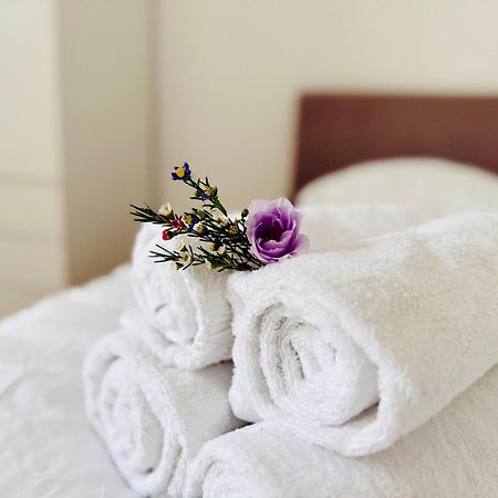 Sunshine Suites Утрехт Экстерьер фото