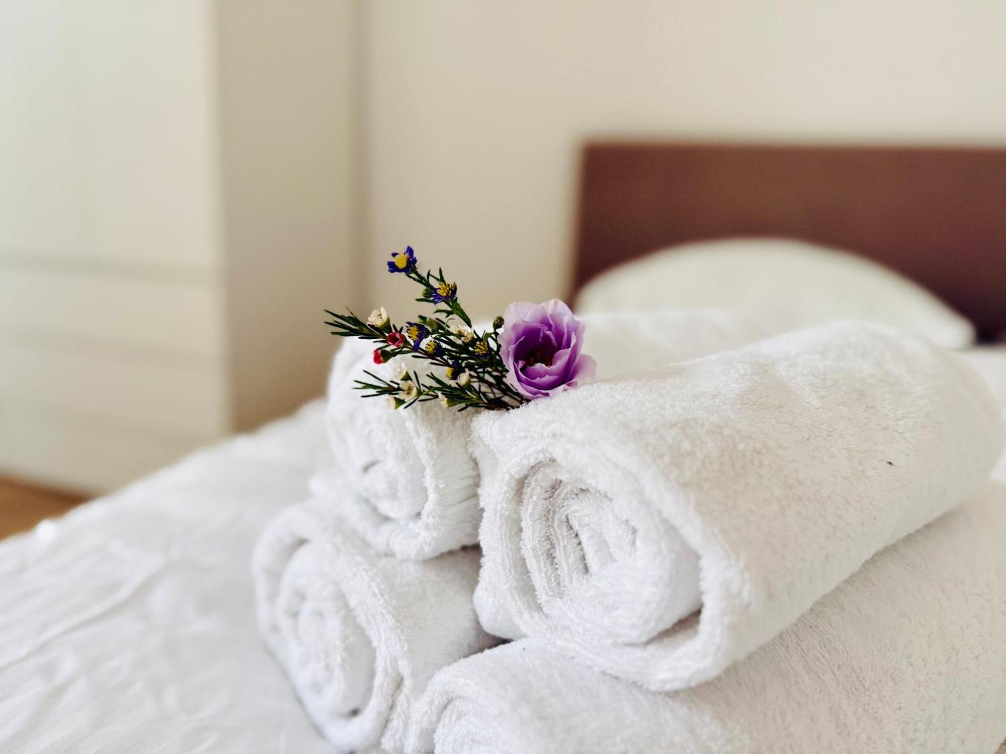 Sunshine Suites Утрехт Экстерьер фото