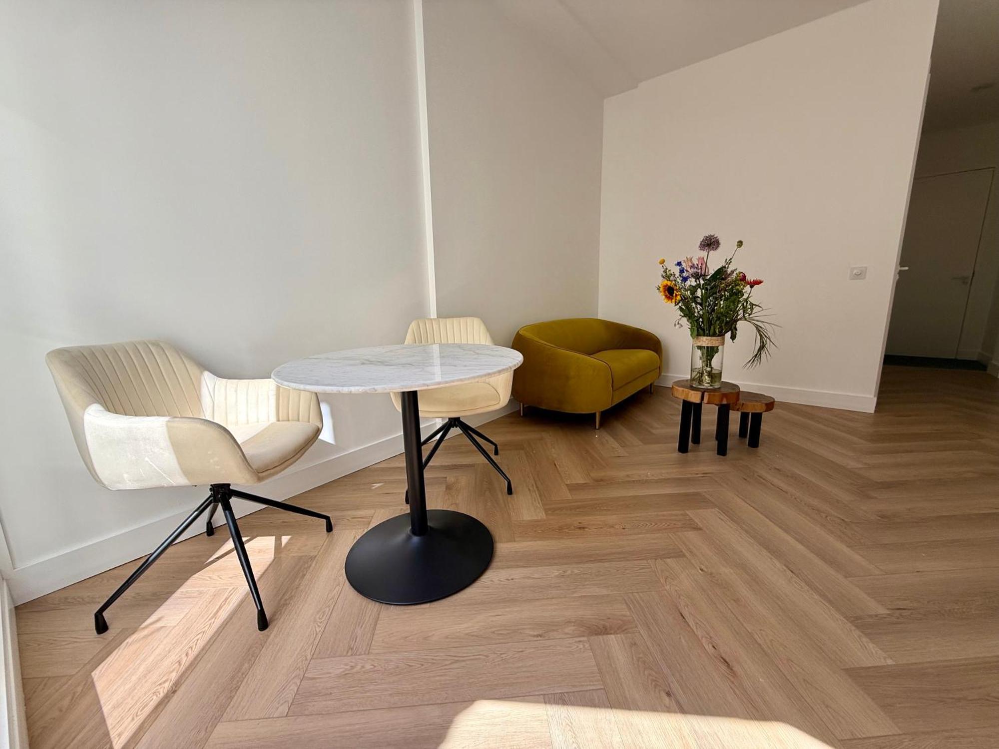 Sunshine Suites Утрехт Экстерьер фото